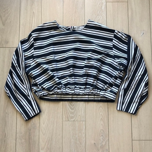 Zara Structured Long Sleeve Top Trafaluc Collection - Picture 1 of 8